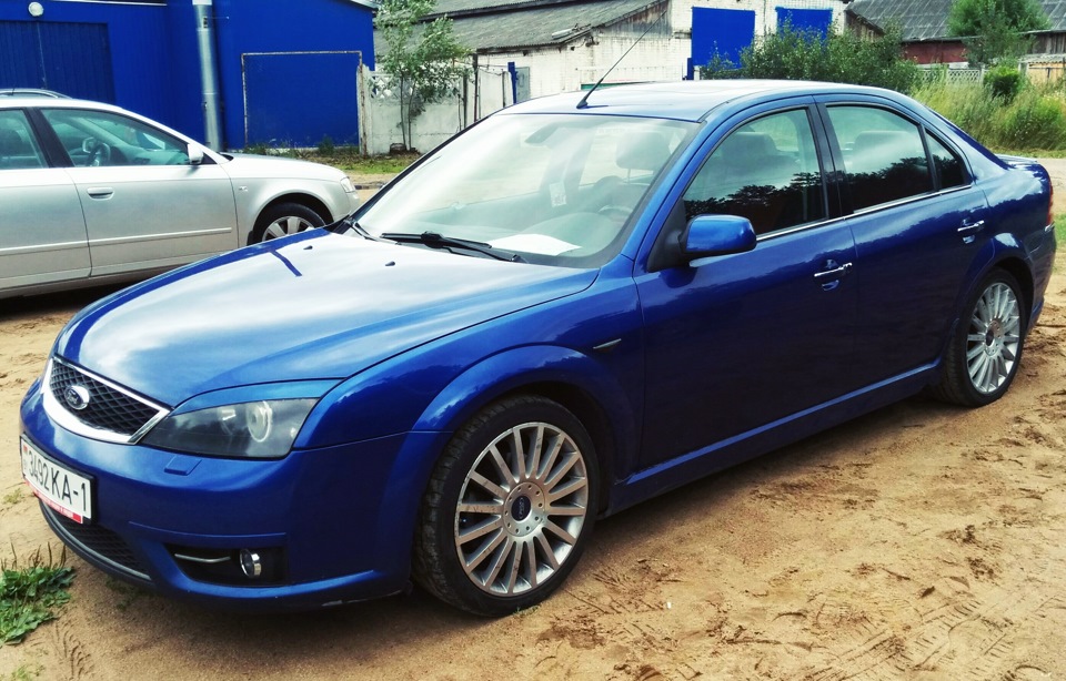 Ford Mondeo st220