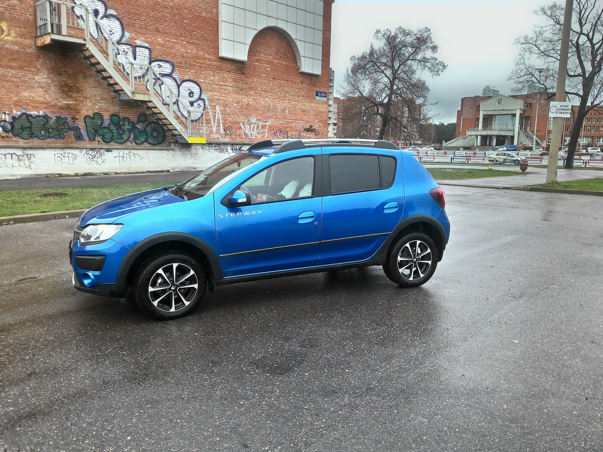 Renault logan stepway диски