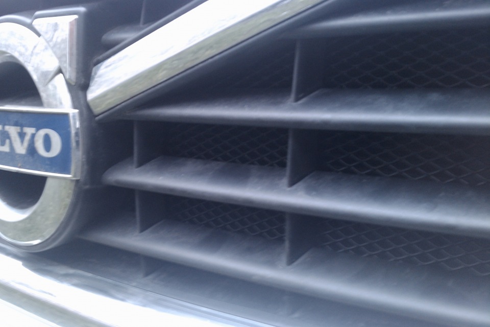 Сетка за решётку радиатора или Дилеру.нет — Volvo S40 II, 1,6 л., 2012 ...