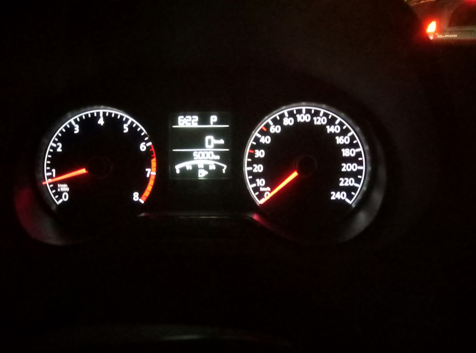 Годовщинка — Volkswagen Polo Sedan, 1,6 л, 2016 года | просто так | DRIVE2