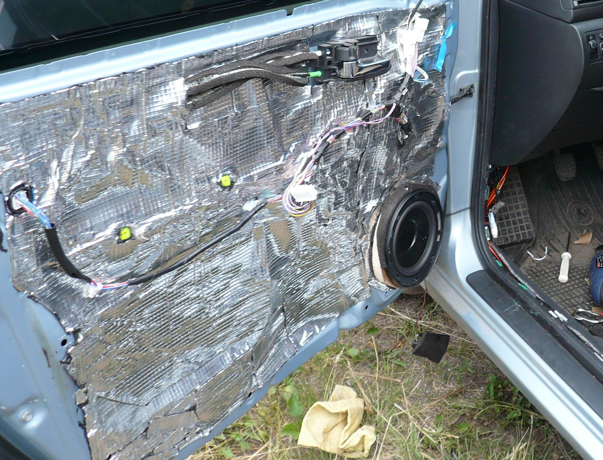 Soundproofing doors - Toyota Corolla 14 L 2007