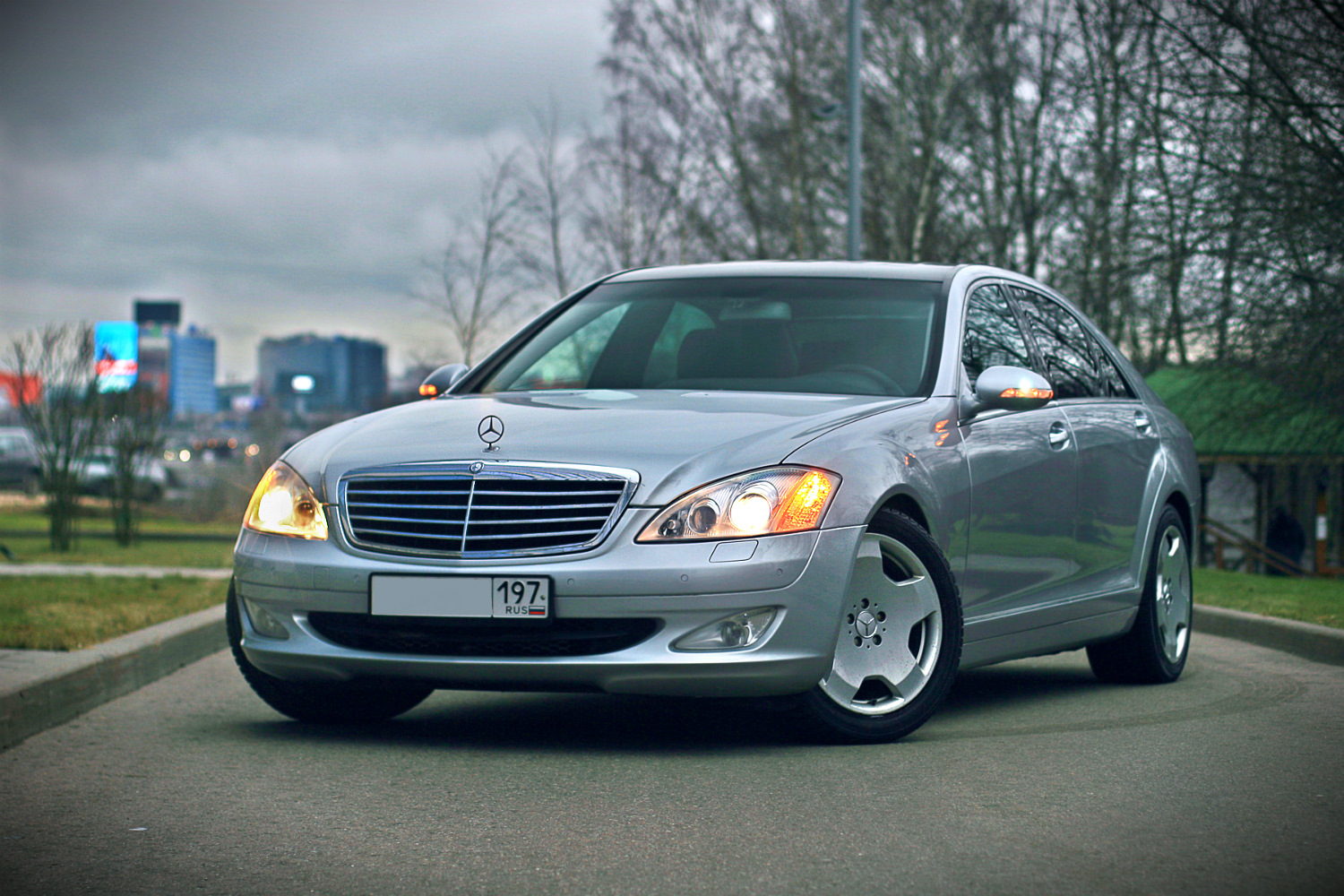 Mercedes Benz s600 w221