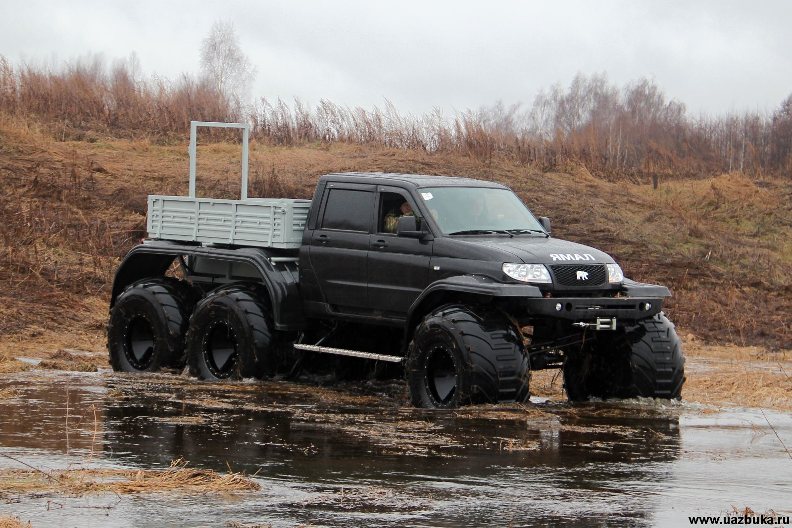 УАЗ Ямал 6x6