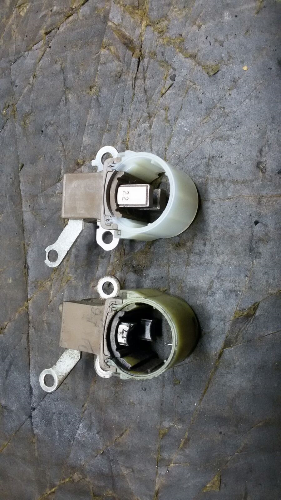 в низу родная в верху от тайоты — Hyundai Sonata V (NF)