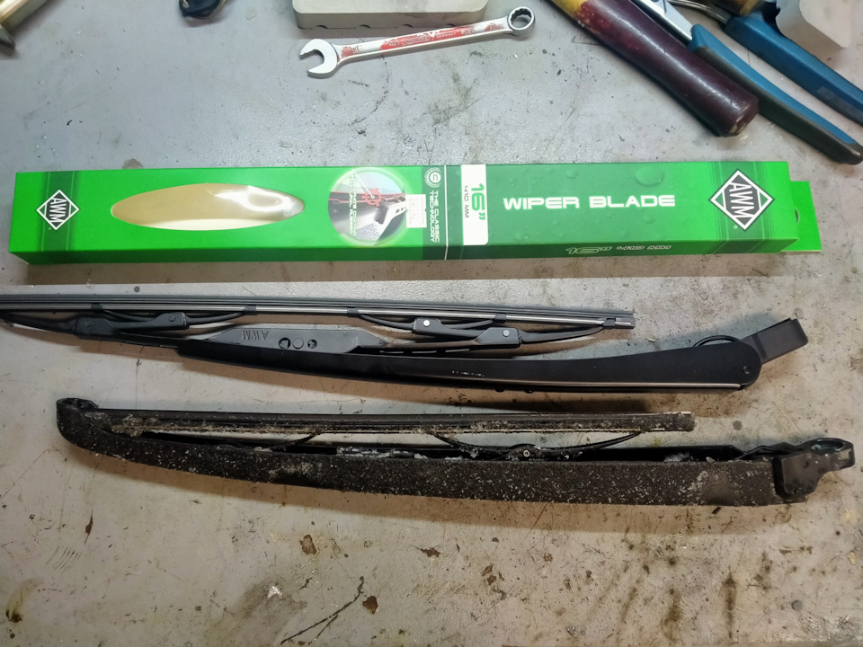 Задний дворник КАЛИНА-2 — KIA Sportage (2G), 2 л, 2008 года | запчасти ...