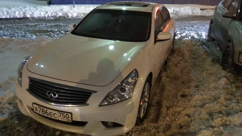 Нужна накладка на противотуманку — Infiniti G25, 2,5 л, 2010 года ...