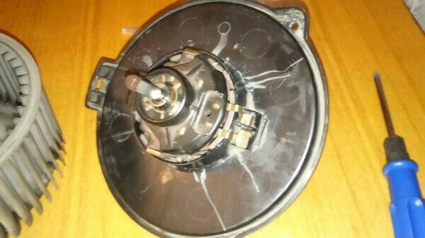 Мотор печки шумит так что уши закладывает! — Toyota Cresta (100), 2 л ...