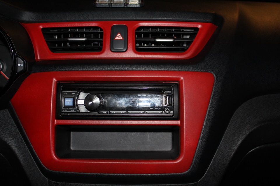 Покраска панелей красной краской (Plasti Dip) — KIA Rio 5-door (3G), 1 ...