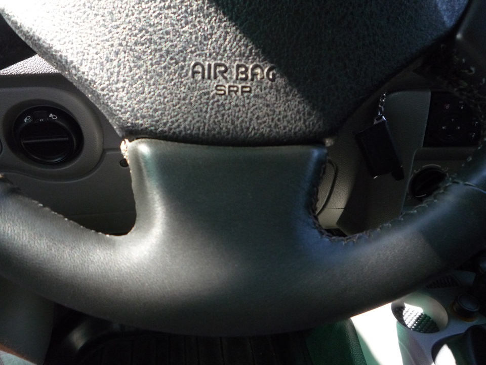 Первая попытка обшить руль кожей — Renault Kangoo (1G), 1,5 л, 2007 ...