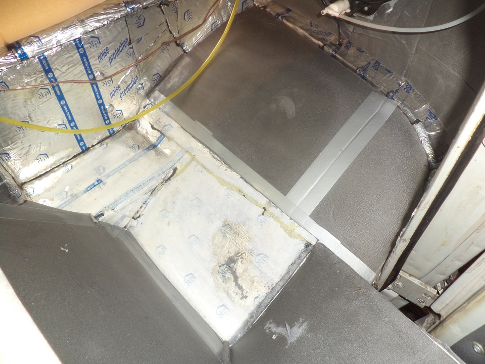 конденсат под спленом — Сообщество «Шумовиброизоляция Автомобиля» на DRIVE2