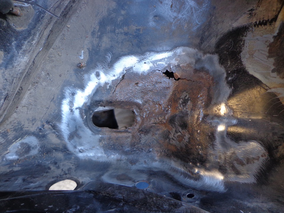 90bbdacs 960 Как определить заводской герметик на авто или нет