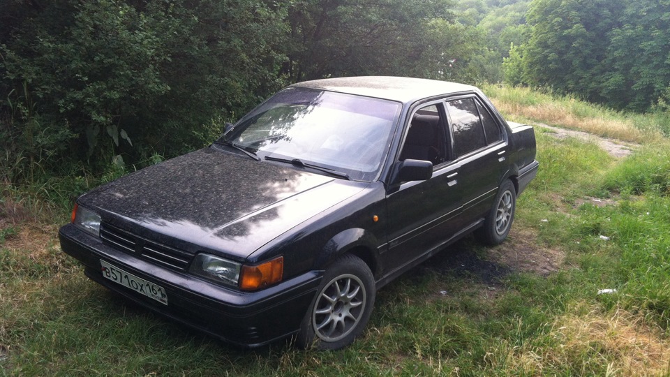 Nissan Sunny 1987. Ниссан Санни 1987 года. Ниссан Санни 1987 1.7 дизель. Nissan Sunny 1990.