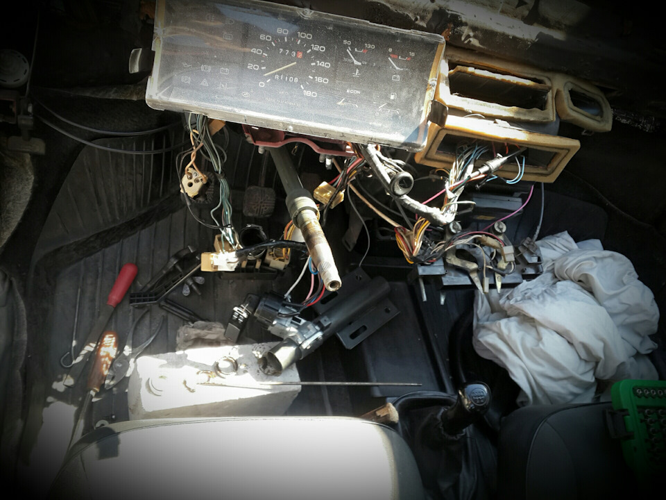 Замена подшипника рулевого вала, тормозных колодок, глушителя, ремня ...