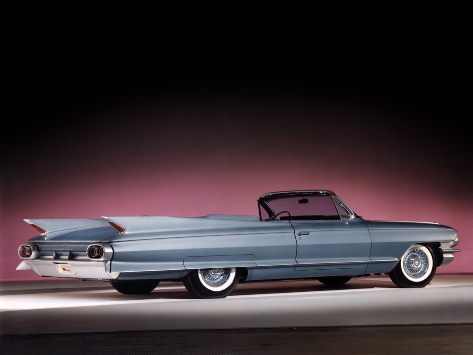 Автомобиль cadillac 1962 года