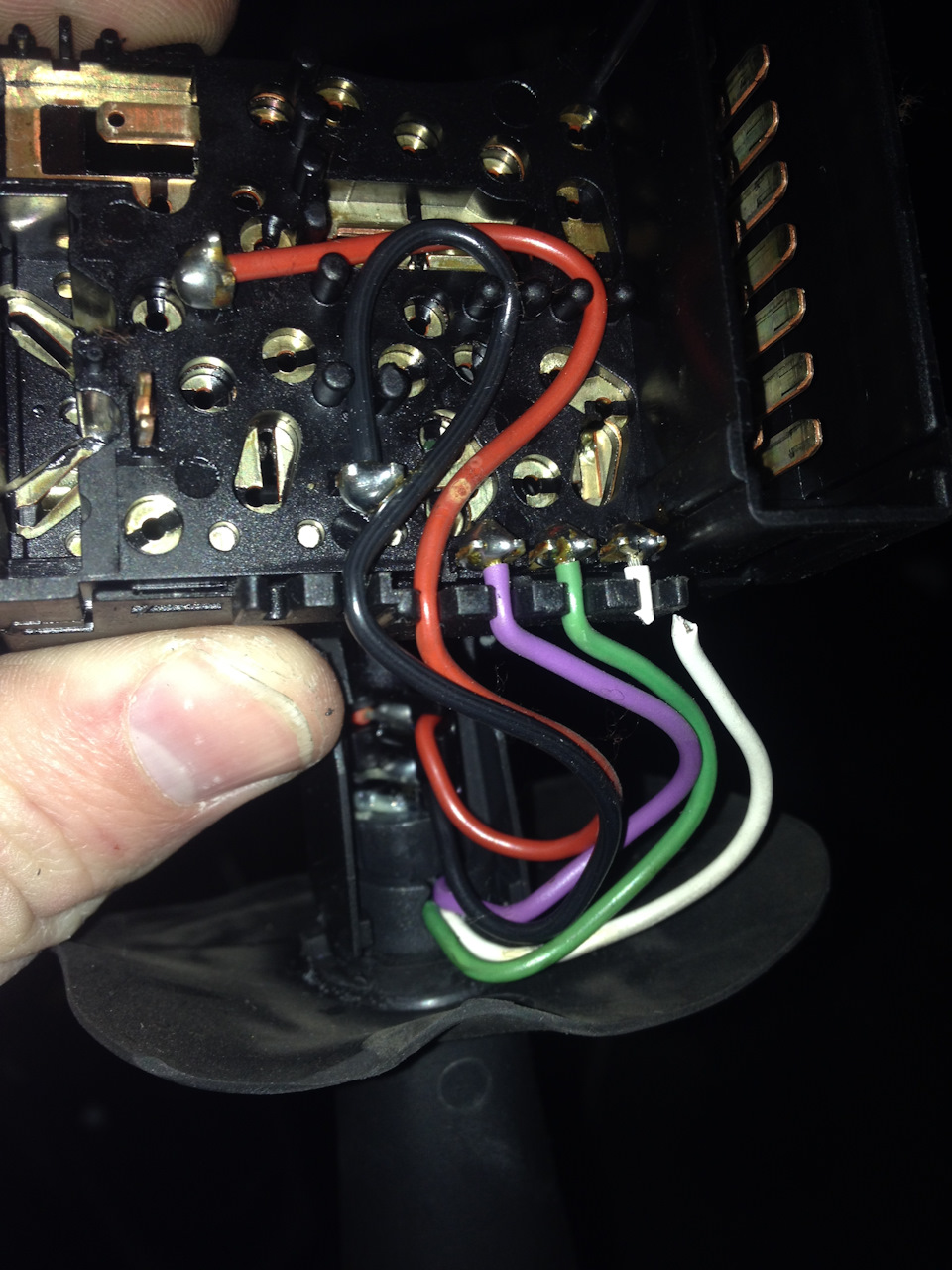 Логан ф2 не работают передние заводские противотуманки — Renault Logan ...