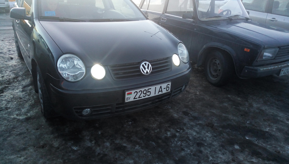 Свет в салоне + светодиодные лампы в габариты VW Polo 9n 2004 ...