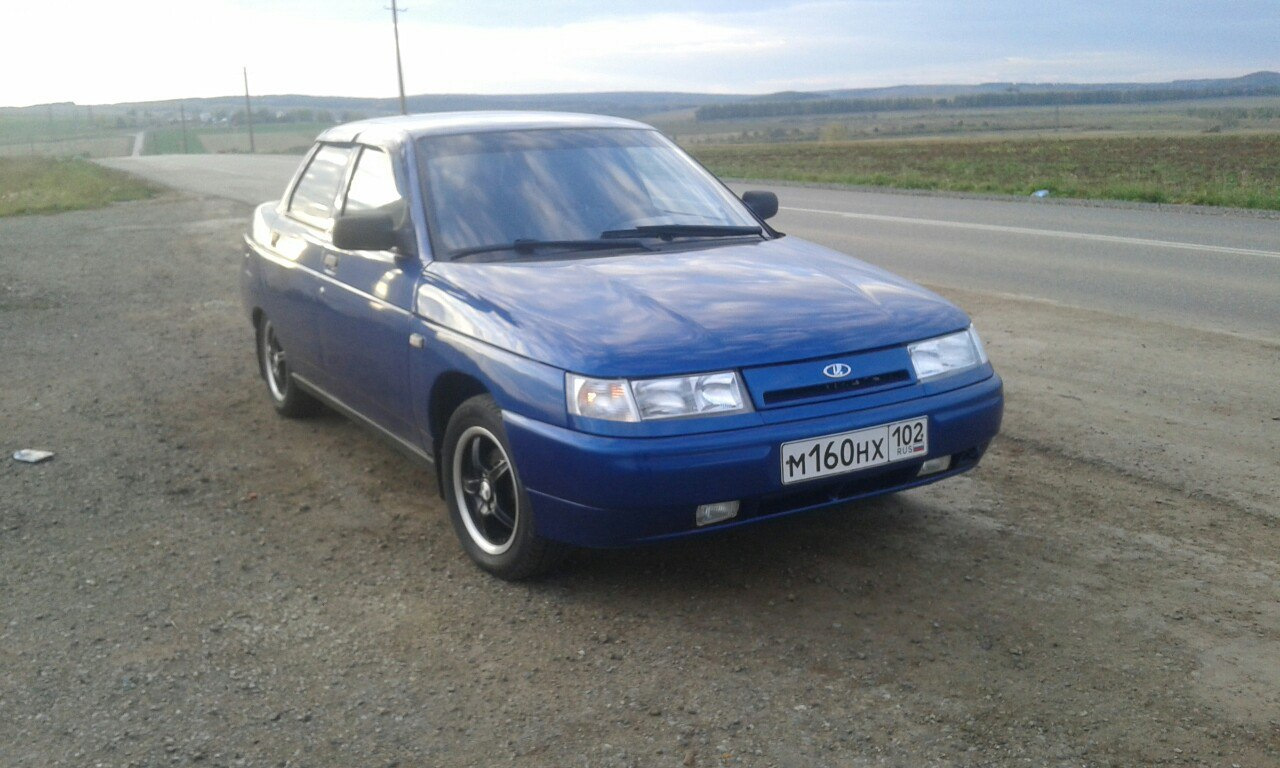 Lada 2110 синий