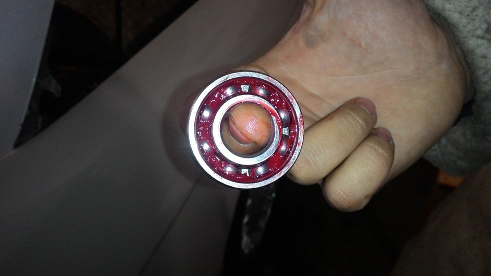 Замена подшипника на натяжном ролике ремня навесного оборудования ...