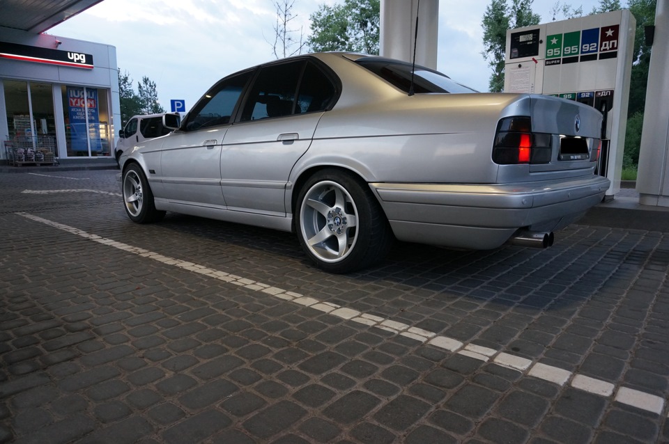 BMW e34 Шницер