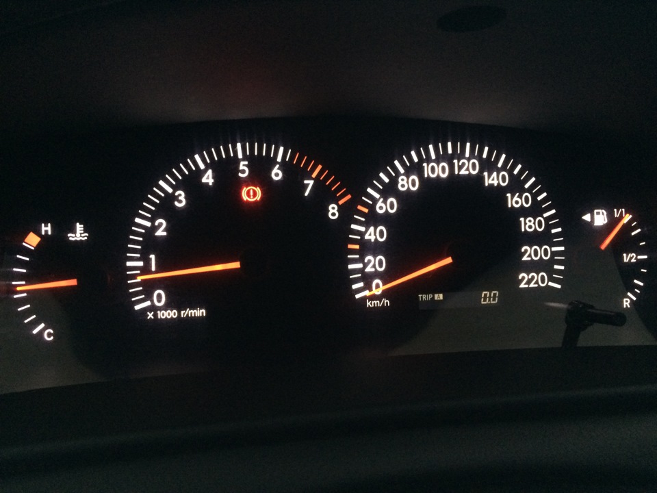 #Бачок омывателя #Ремонт #Ленд-Моторс — Toyota Corolla (120), 1,4 л ...