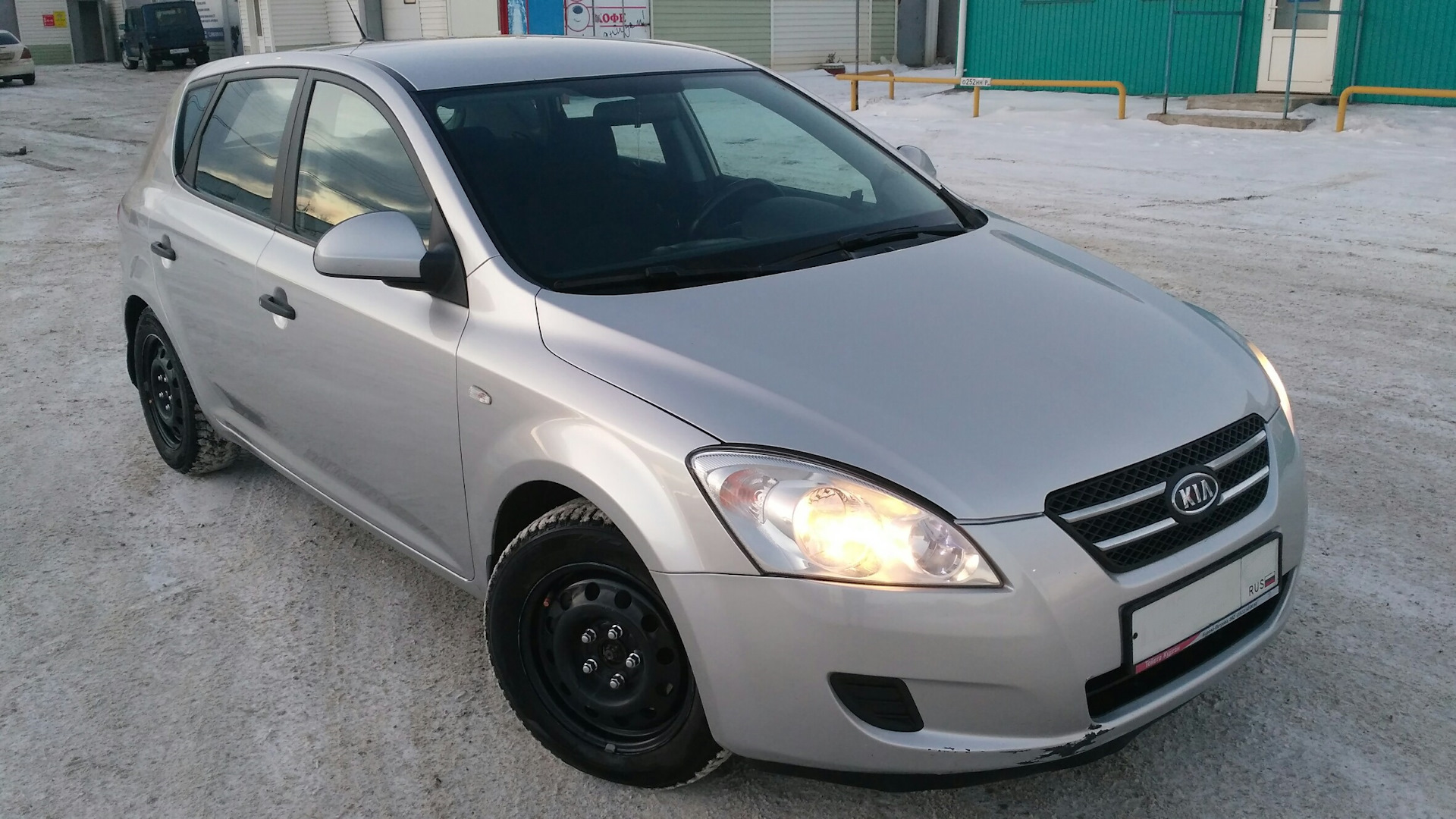 KIA Ceed (1G) 1.6 бензиновый 2008 | МиГ-29 Фулкрум на DRIVE2