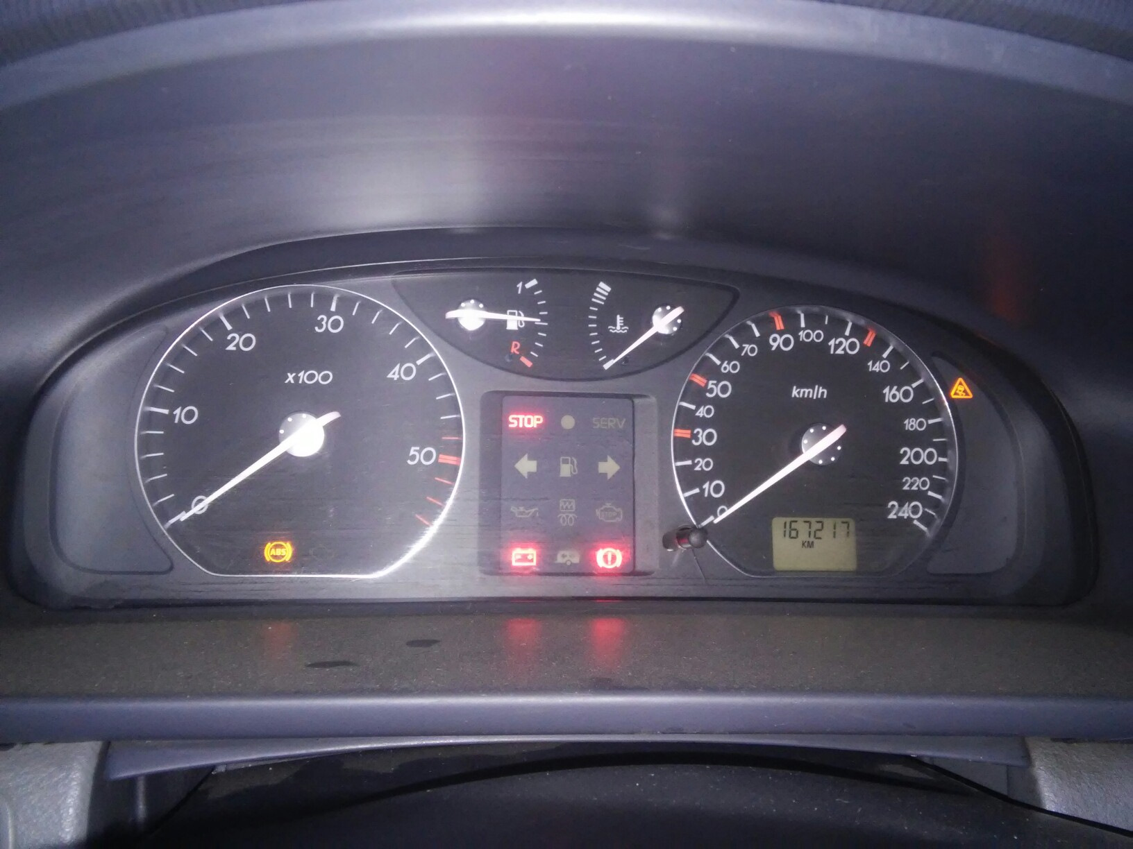 Неисправности лагуна 2. Меняем блок абс на рено лагуна 2. Неисправности лагуна 2. 9 dci. Renault laguna 2 регулировка фар.