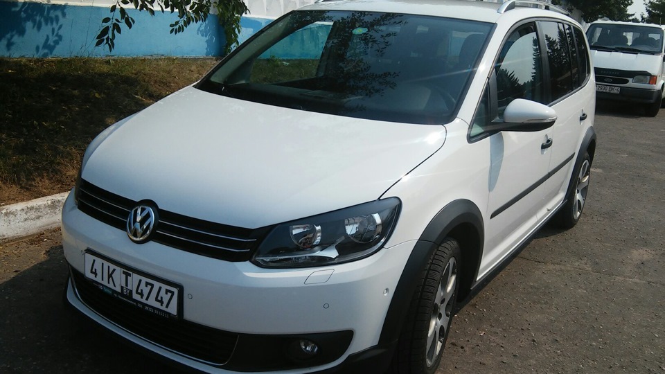 Volkswagen Touran Cross Ecofuel
