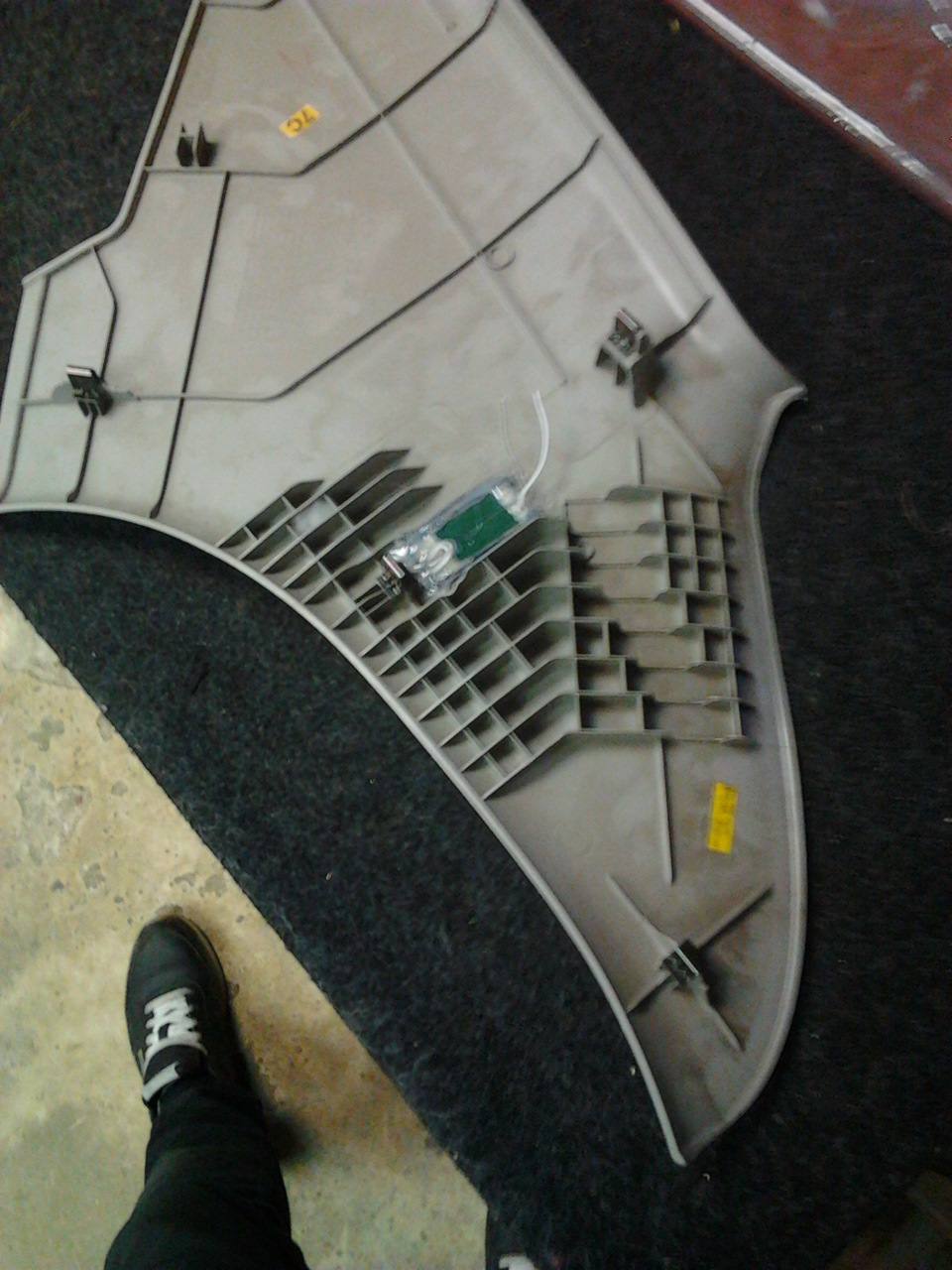 Салонный свет сзади ) — Chevrolet Aveo Sedan (1G), 1,6 л, 2008 года ...