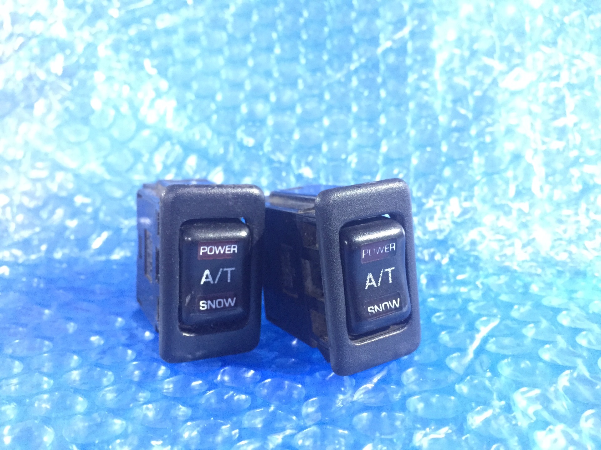 Кнопка обогрева заднего стекла ниссан кашкай j10 артикул. Nissan terrano кнопка 4wd. Ниссан эксперт кнопка птф. Кнопки ниссан эксперт. Кнопки ниссан эксперт.