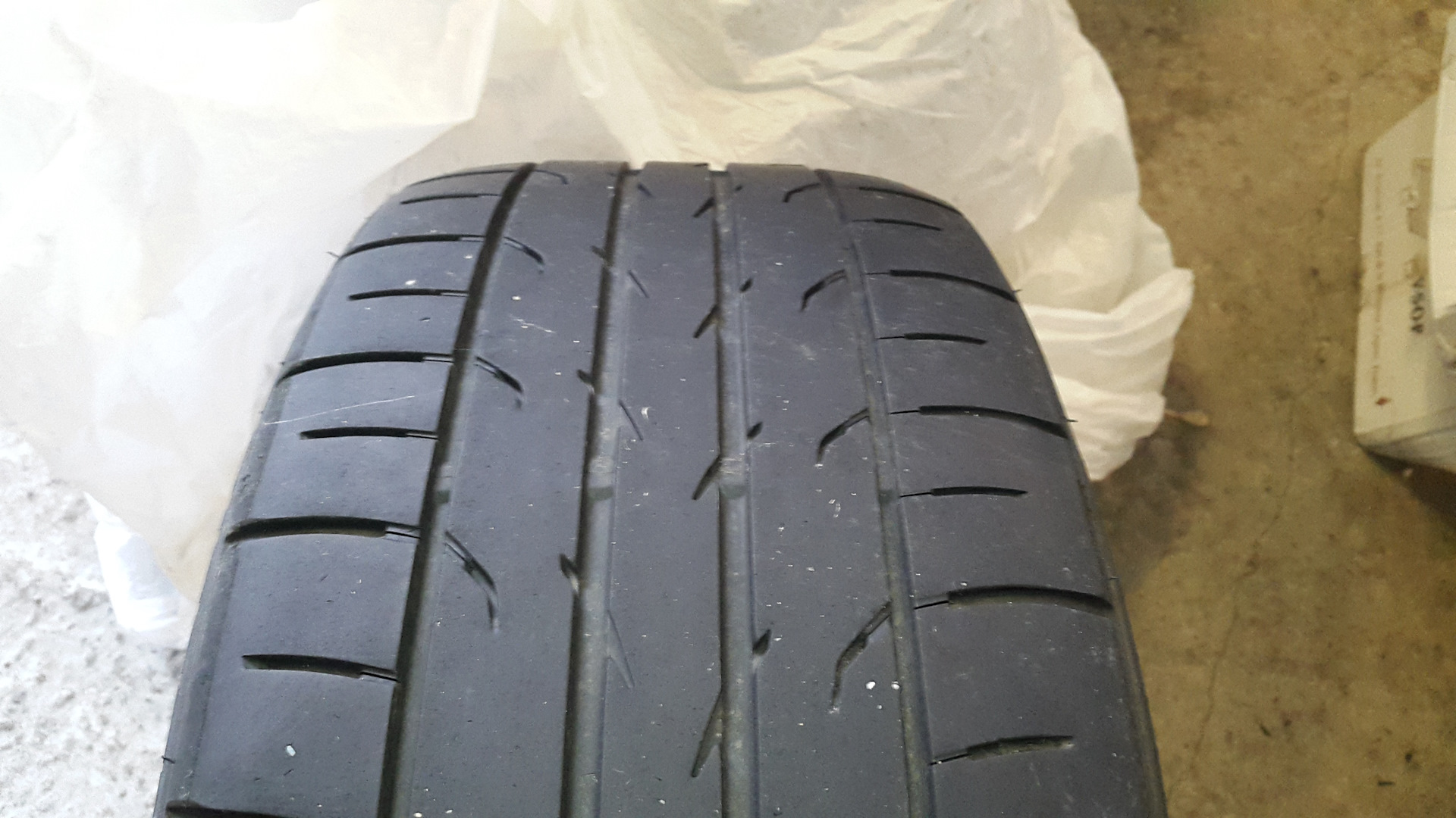 Dunlop sp sport 215/55 r17. Dunlop grandtrek st20. Dunlop sp sport lm704. 235/55 r18 dunlop sp270 100h. шины dunlop 215 r17.