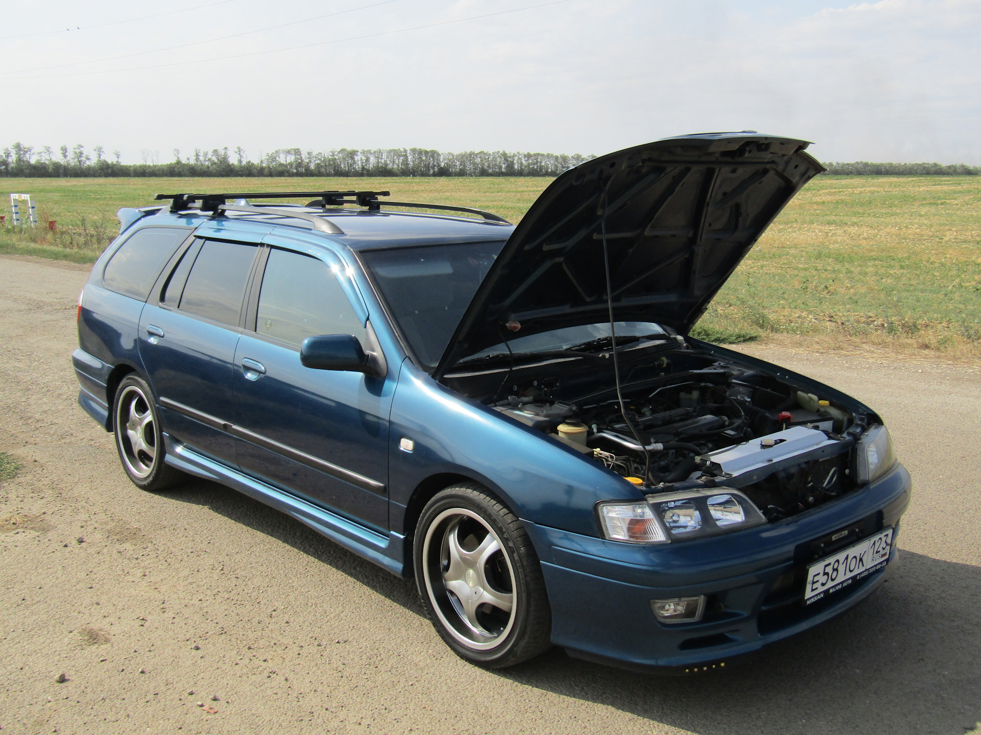 Ниссан примера вагон. Nissan Wagon. Ниссан вагон р. Японский Ниссан универсал.