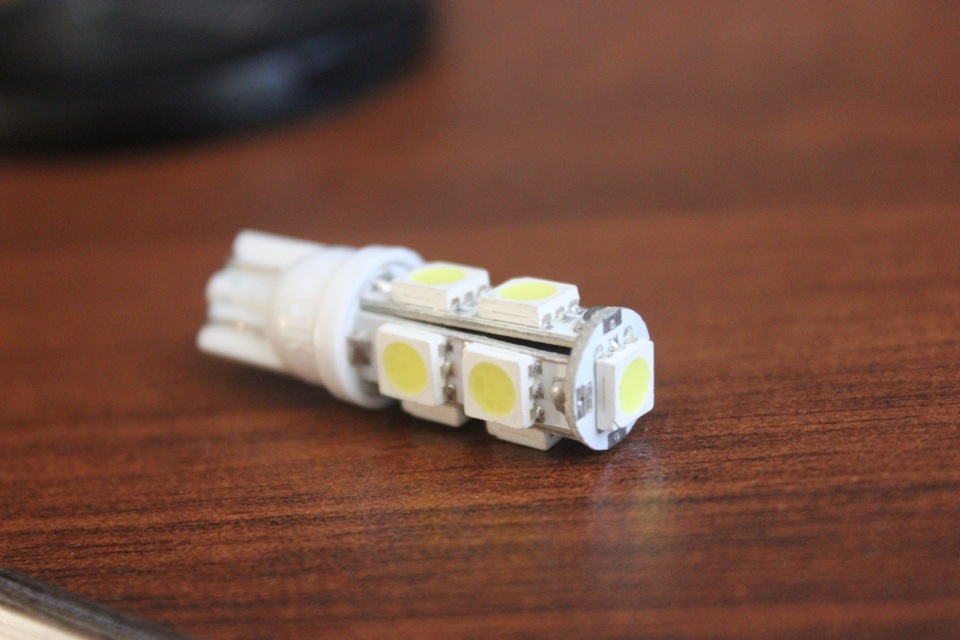 Приора без ксенона, не приора, и кукуруза в габаритах — Lada Приора ...