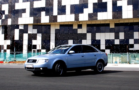 Фото в бортжурнале Audi A4 (B6)