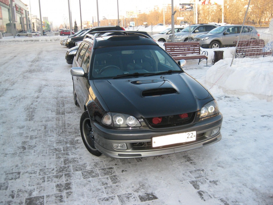 Toyota Caldina II 2000 серая