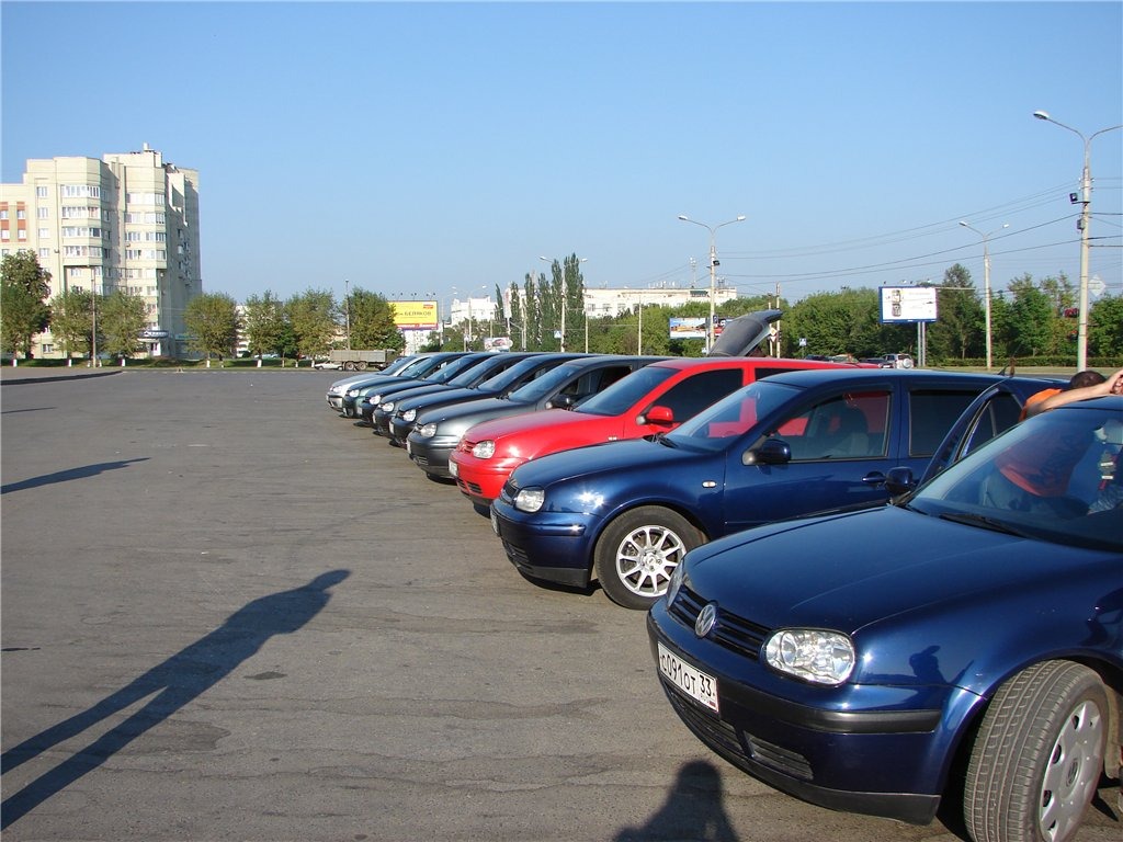 ВСТРЕЧА GOLF 4 CLUB у БЕЛОГО ДОМА — Volkswagen Golf Mk4, 1,4 л, 2003 года |  встреча | DRIVE2