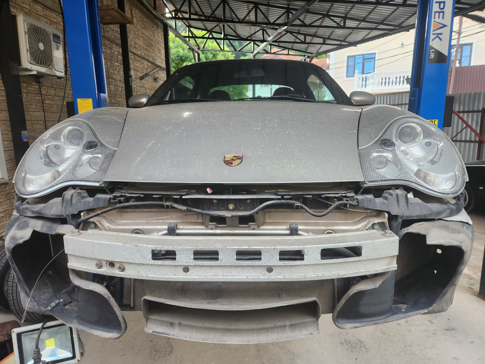 Порше порно Часть 2. Продолжаем раздеваться — Porsche 911 (996), 3,4 л,  1999 года | своими руками | DRIVE2