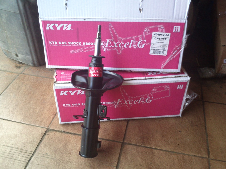 KYB Excel-G. Этим все сказано. — KIA Cerato (1G), 1,6 л, 2006 года ...