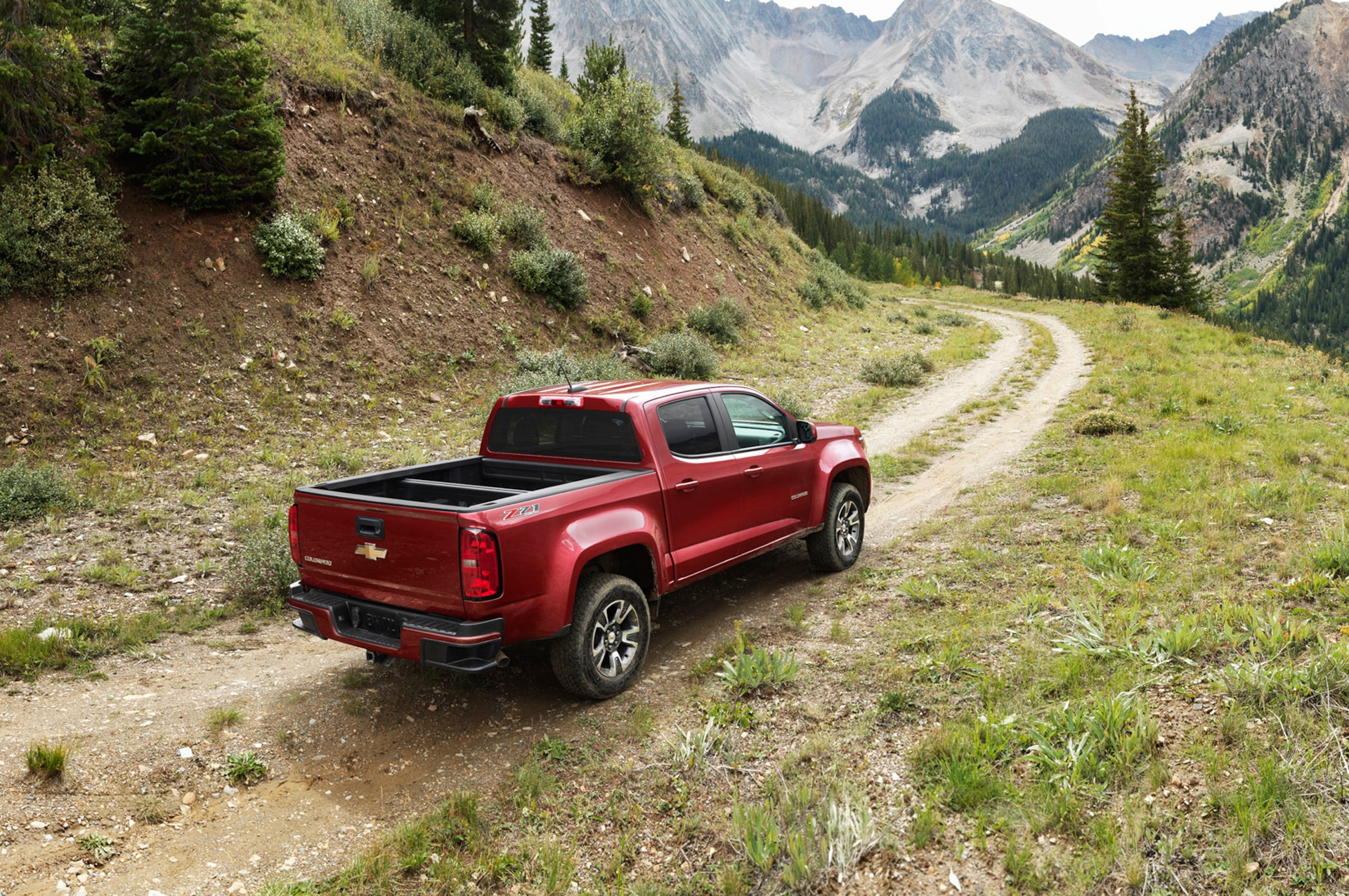 Пикап стройных. Chevrolet Colorado 2015. Пикап Шевроле Колорадо 2015. Шевроле Трейлблейзер пикап. Chevrolet Colorado 2009 Tuning.