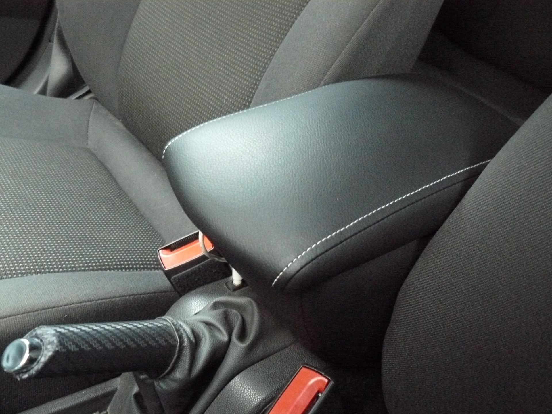 Комфорт и практичность — Opel Astra H, 1,6 л, 2008 года | аксессуары ...