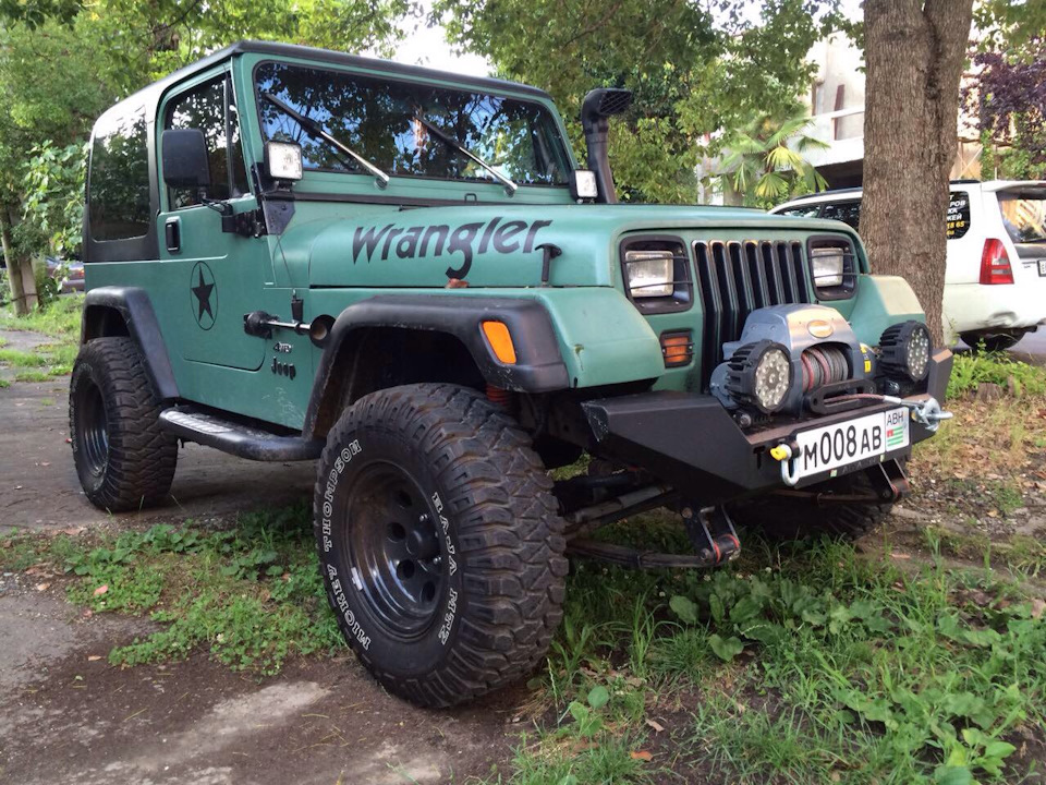 Багажник на Jeep Wrangler YJ