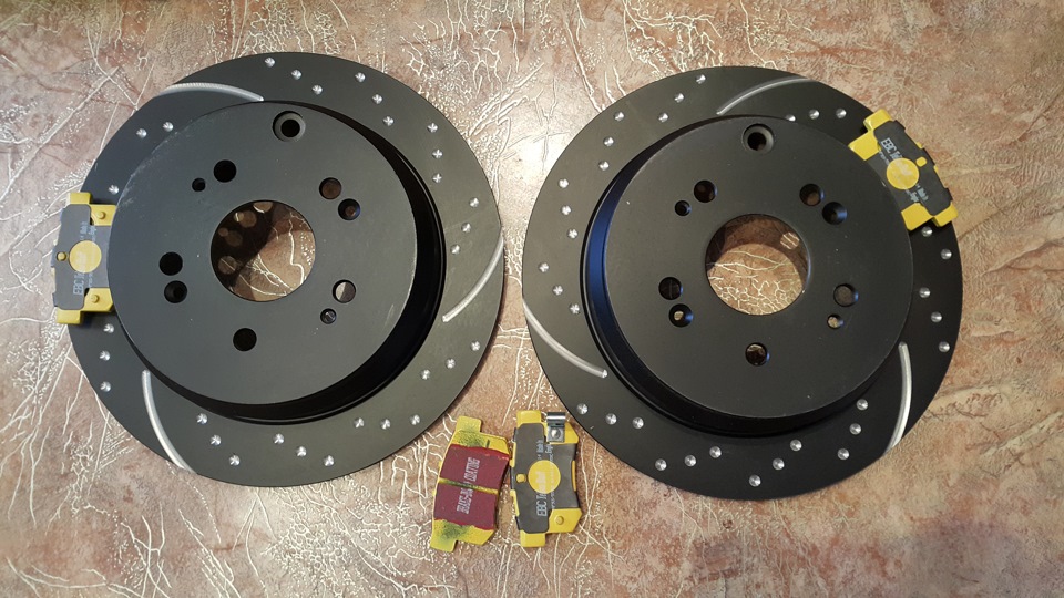 Пришли тормозилки от EBC Brakes — Honda Accord Euro R (CL7), 2 л, 2005