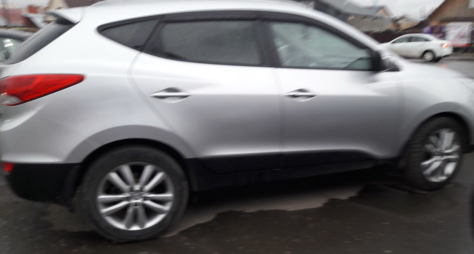 Сезонная переобувка и щетки хелла. — Hyundai ix35, 2 л, 2012 года ...