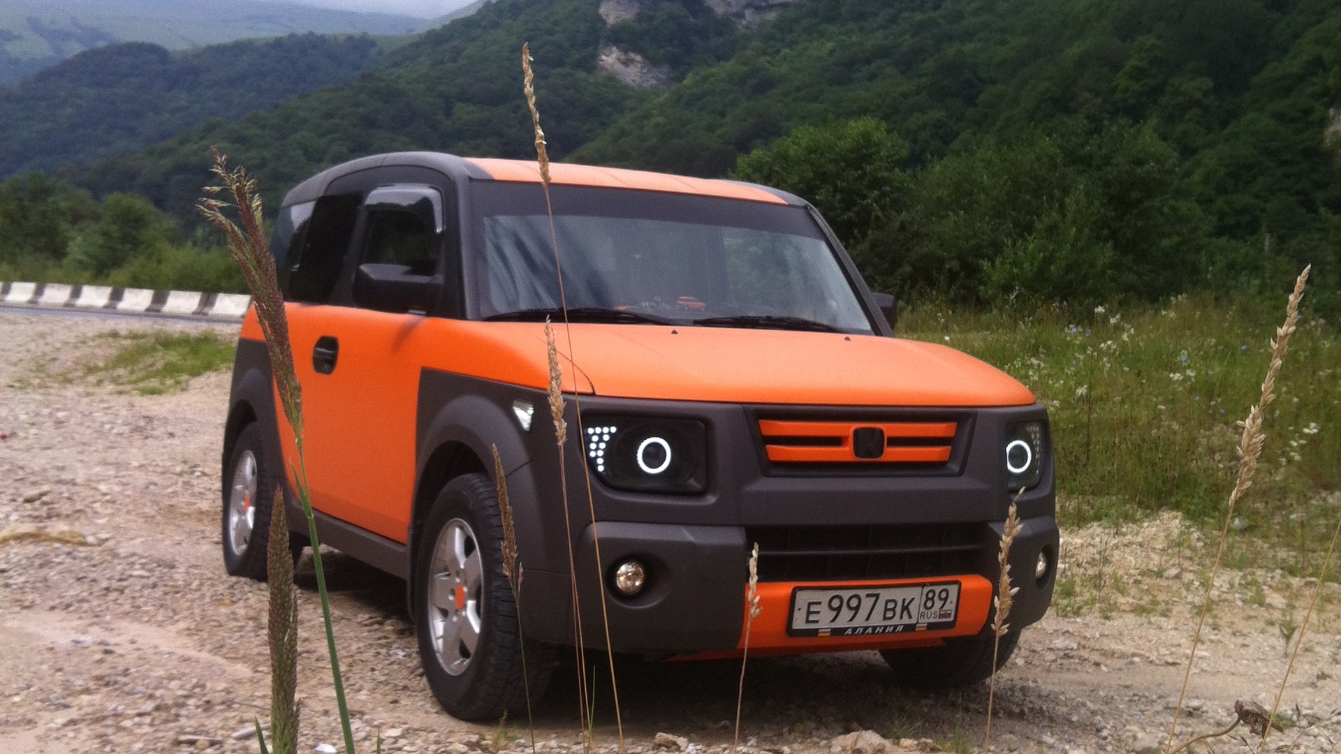 Элемент тюнинг. Honda element Tuning. Honda element 2003 Tuning. Honda element Tuning Offroad. Тюнинг фар Honda element.
