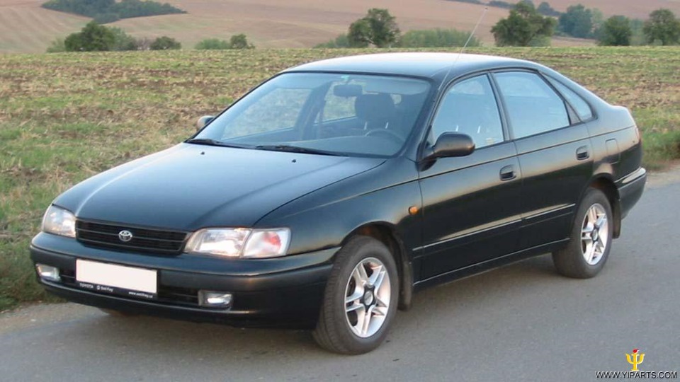 Toyota carina e фото