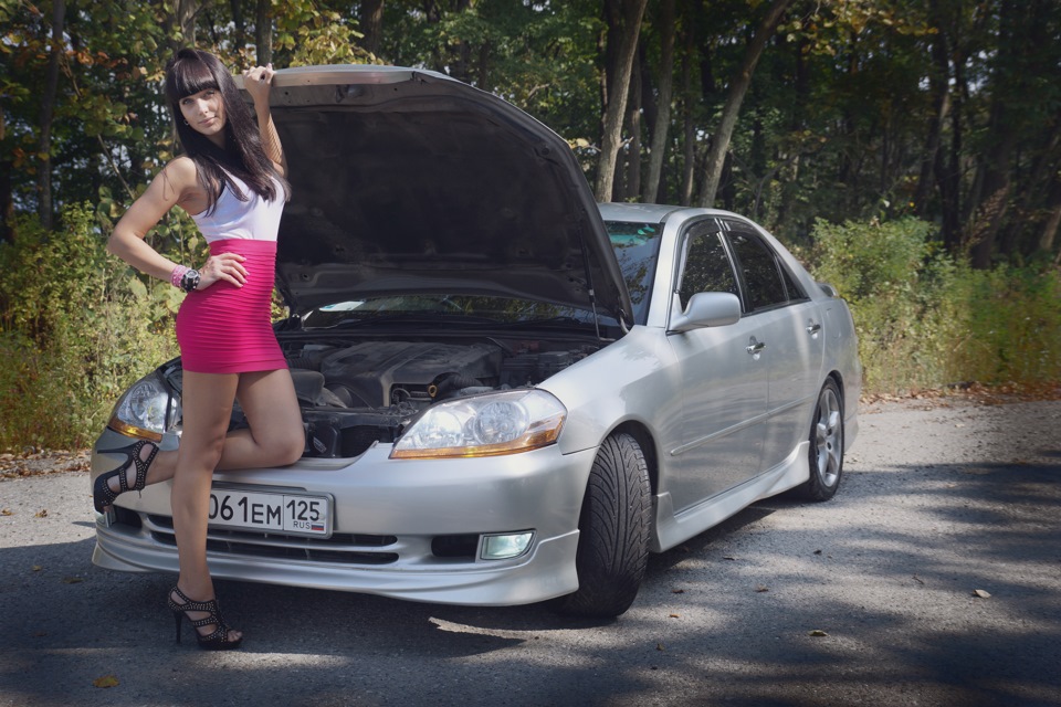 Вечерний фотосет Toyota Mark