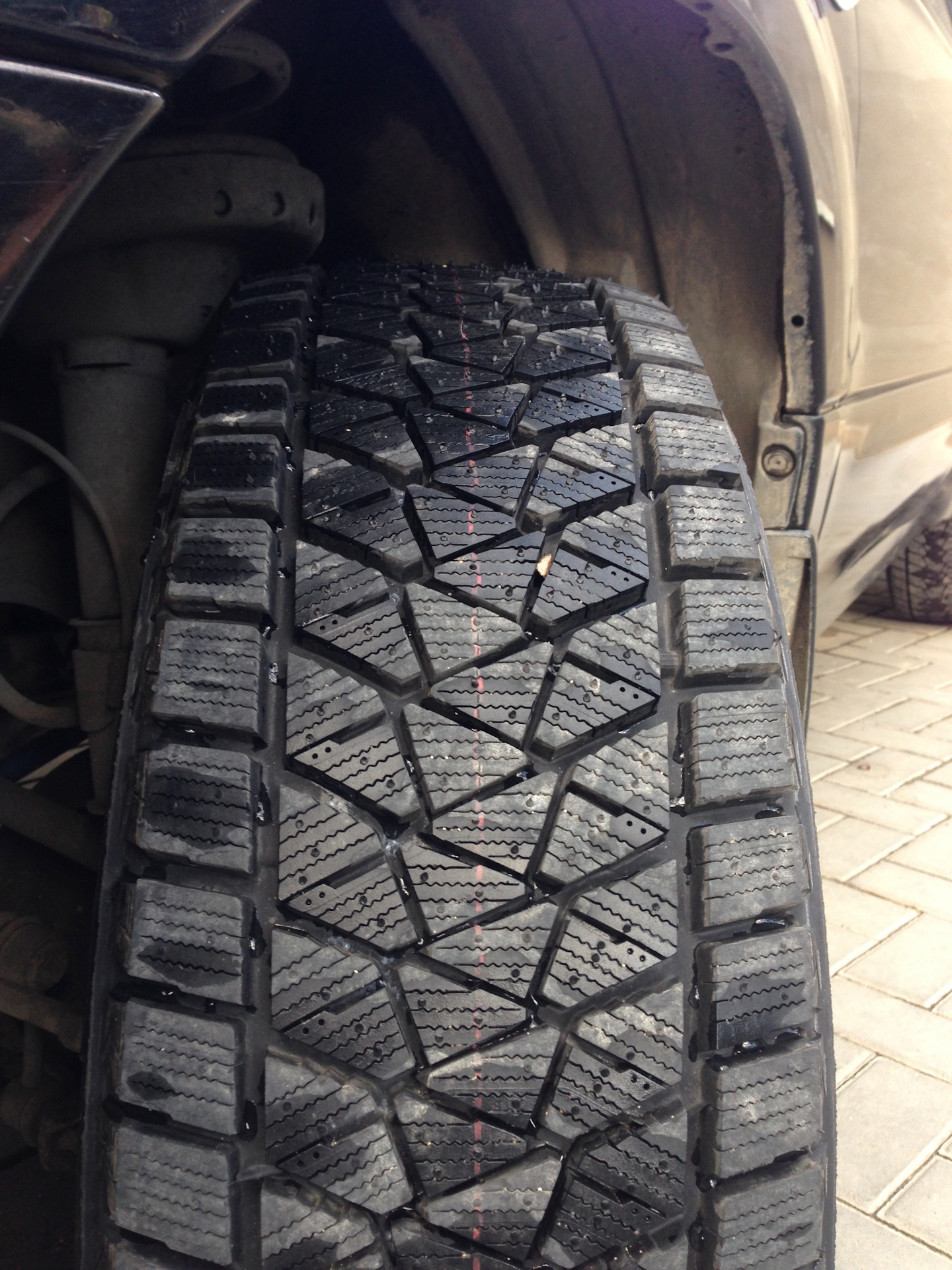 215 65 r16 blizzak. Bridgestone Blizzak DM-v2. Bridgestone Blizzak DM-v2 215/65-r16 98s. Bridgestone DM v2. Blizzak DM-v3 215/65 r16.