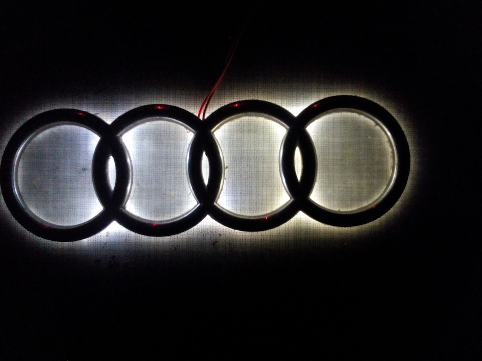 Значек Audi с подстветкой. — Audi 80 (B3), 1,8 л, 1987 года | стайлинг ...
