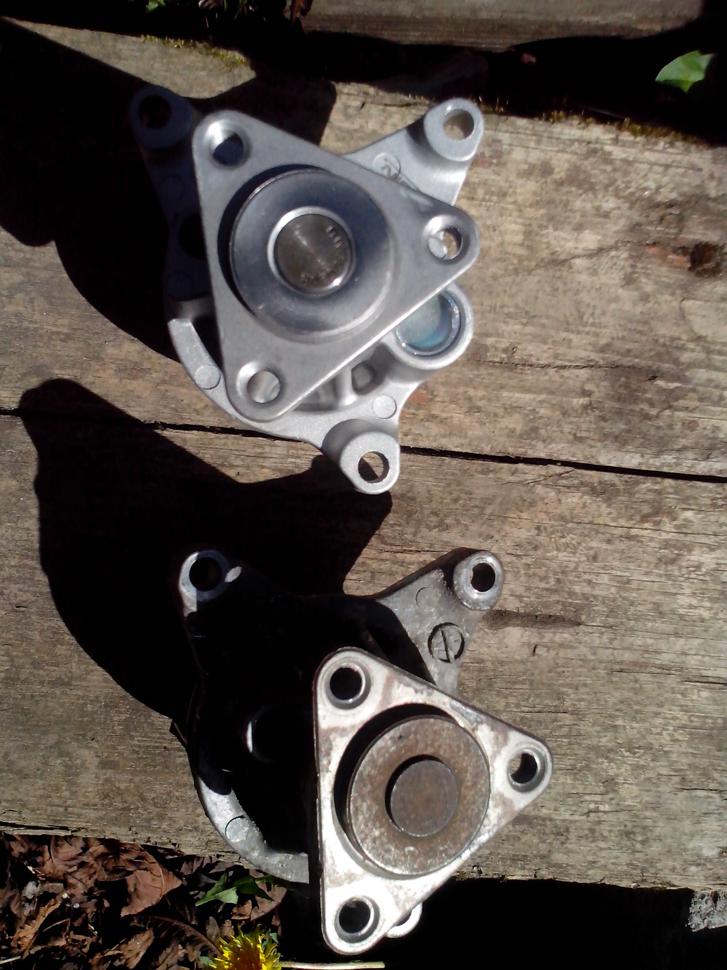 замена помпы мазда 5. замена помпы аурис. водяной насос aisin wpz-033v. замена помпы мазда 5. 5.