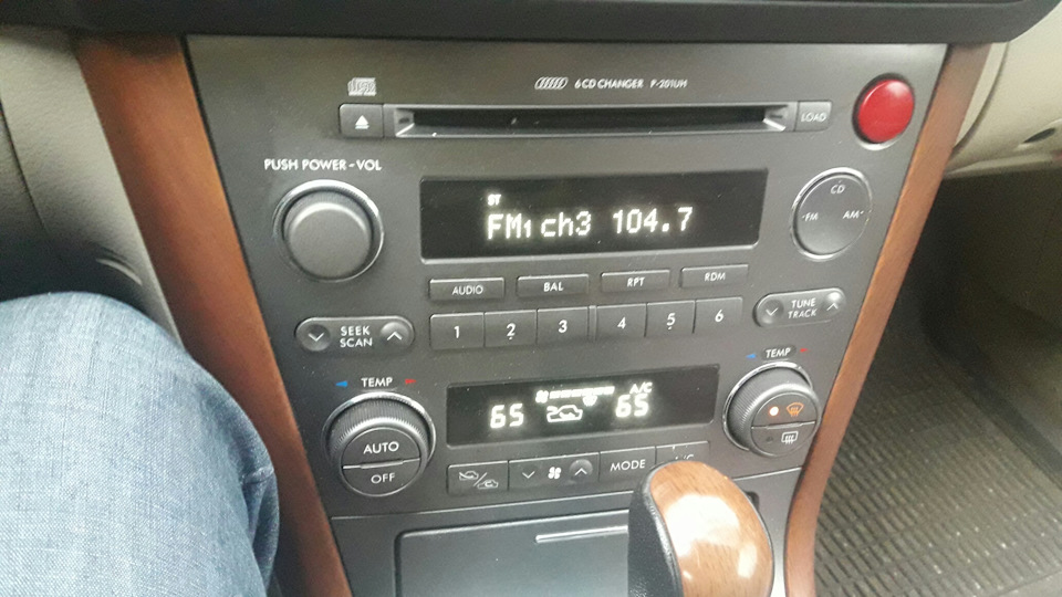 От чего блин потеет лобовое? — Subaru Outback (BP), 2 л, 2004 года ...