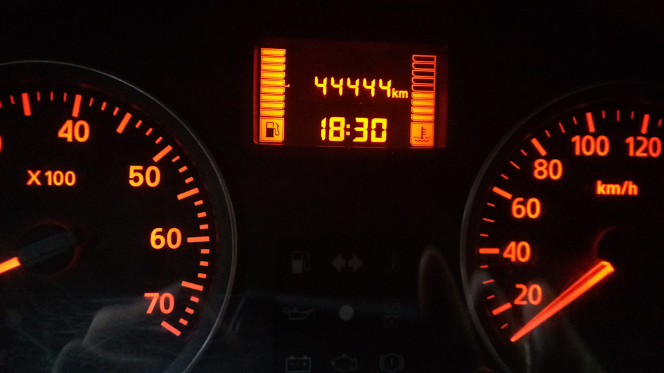 Годовое ТО — Renault Logan (1G), 1,4 л, 2012 года | плановое ТО | DRIVE2